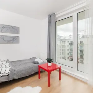 Pokoj Nr 1 Przy Ul. Sw. Barbary Ze Wspolna Lazienka I Kuchnia Apartament